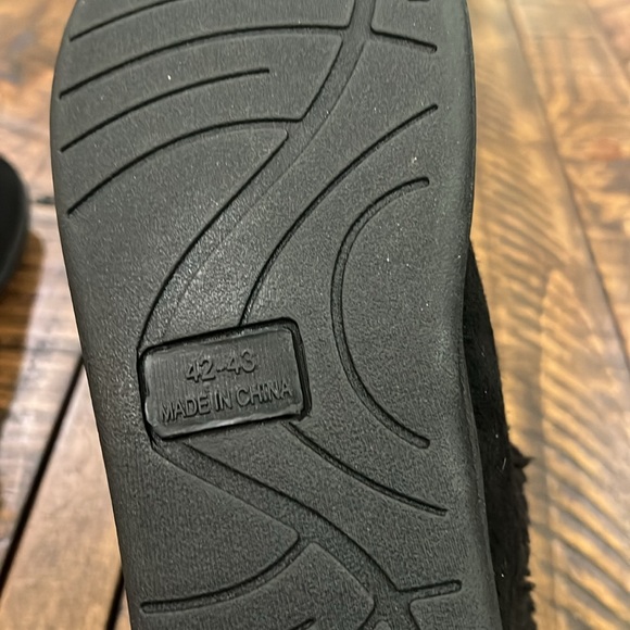 Cozy Black Women Slipper Bootie House Shoes Plush Fleece Indoor Outdoor - Picture 5 of 9